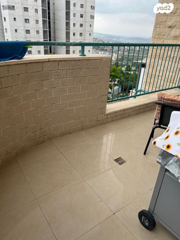 דירה, כליל החורש, נצרת עילית / נוף הגליל