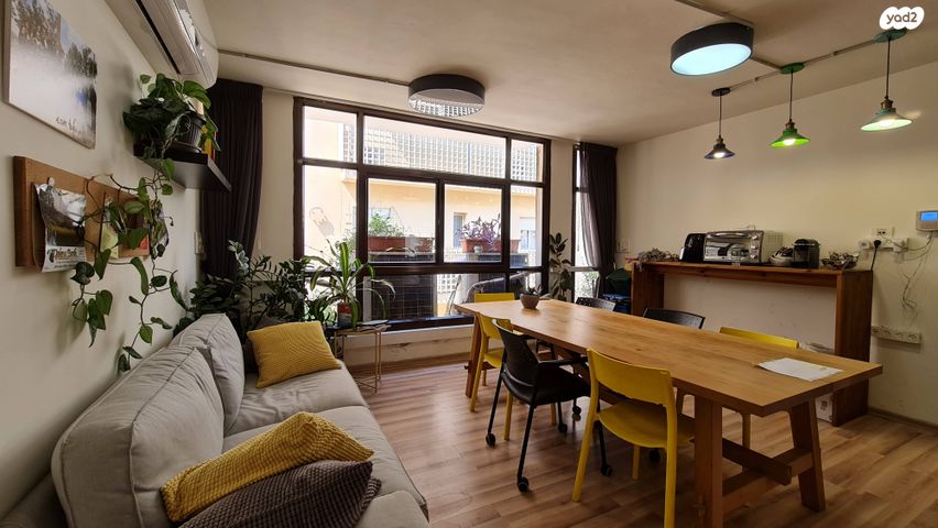 משרדים, יוסף קארו, מונטיפיורי, הרכבת, תל אביב יפו