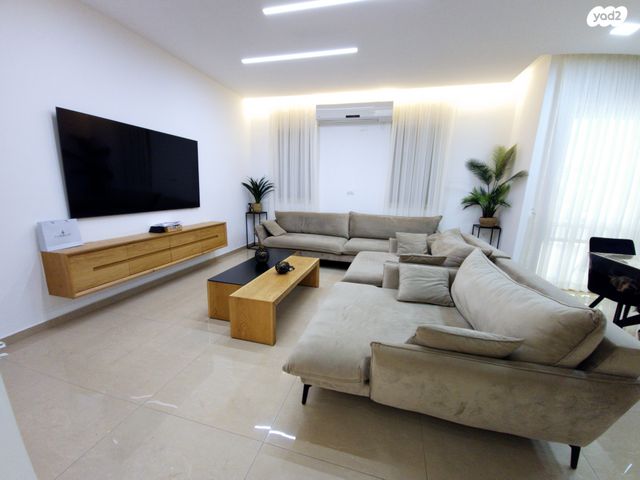 בית פרטי/ קוטג', אור עקיבא