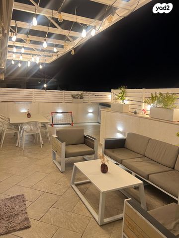 גג/ פנטהאוז, דרך הטייסים 58, נווה חן, תל אביב יפו