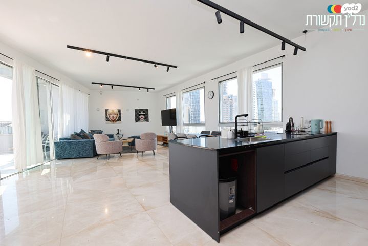 גג/ פנטהאוז, תל אביב יפו