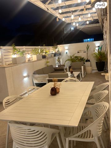 גג/ פנטהאוז, דרך הטייסים 58, נווה חן, תל אביב יפו