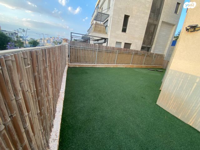 דירת גן, יערות ישראל, מודיעין מכבים רעות