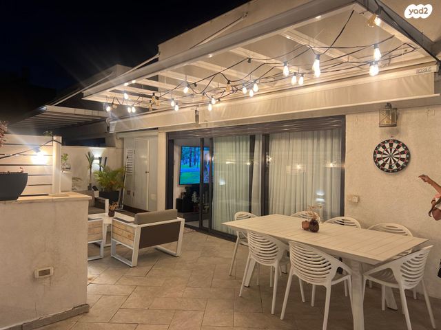 גג/ פנטהאוז, דרך הטייסים 58, נווה חן, תל אביב יפו