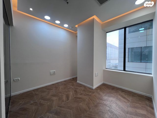 משרדים, משה דיין 10, פארקטק פתח תקווה / אזור תעשייה קרית אריה, פתח תקווה