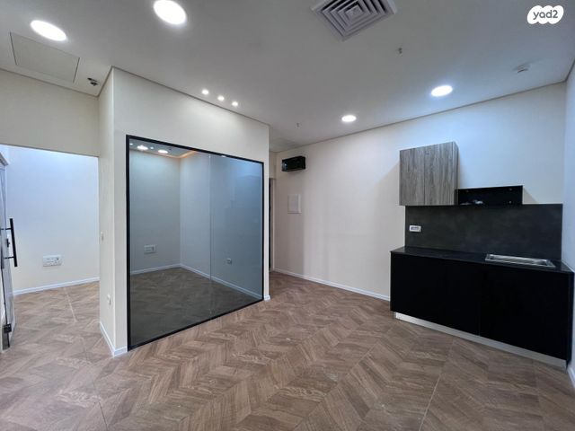 משרדים, משה דיין 10, פארקטק פתח תקווה / אזור תעשייה קרית אריה, פתח תקווה