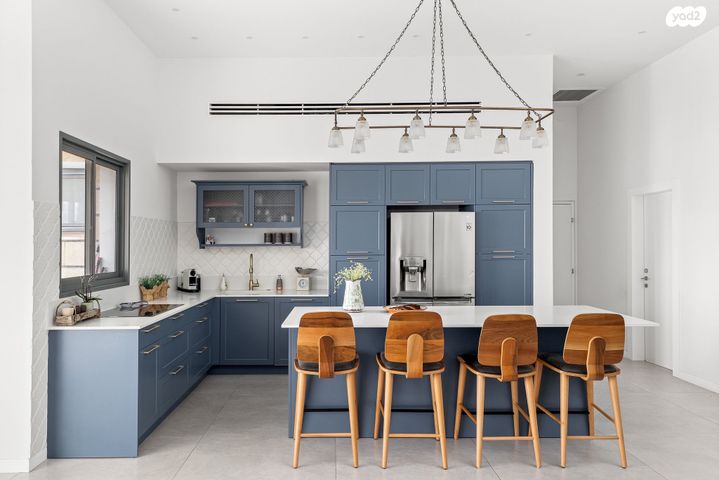 גג/ פנטהאוז, שייקה אופיר, כפר יונה