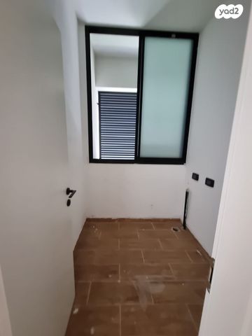 דו משפחתי, כפר יונה