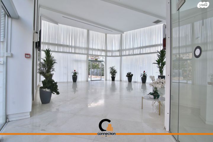 גג/ פנטהאוז, יקינטון, קרית ביאליק