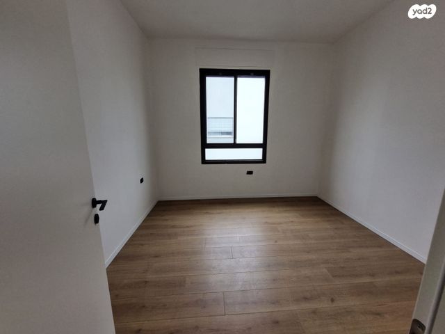 דו משפחתי, כפר יונה