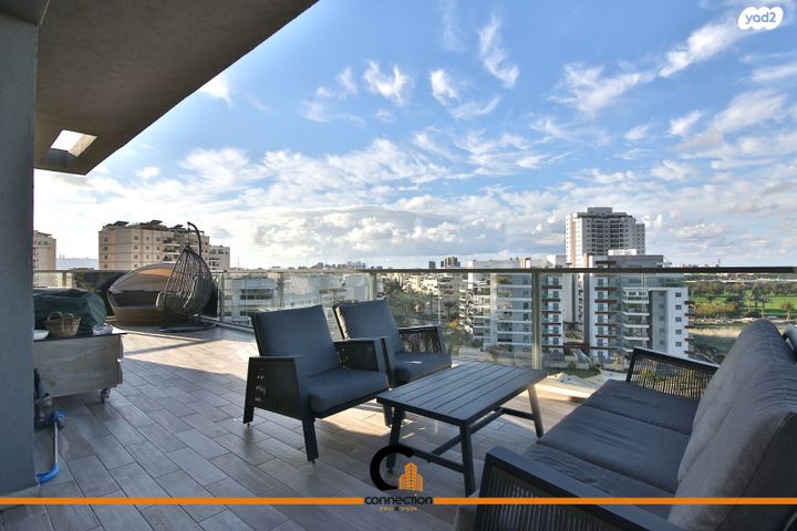 גג/ פנטהאוז, יקינטון, קרית ביאליק