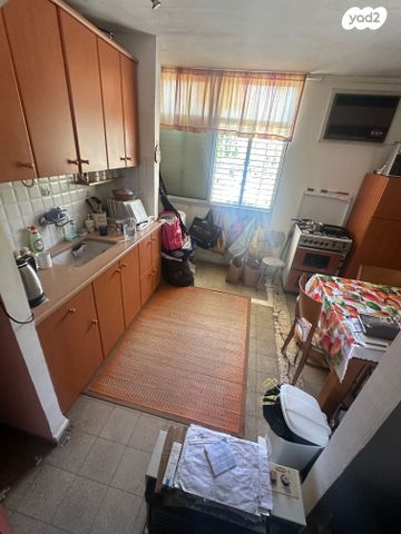 דירה, דוד תדהר, ראשון לציון