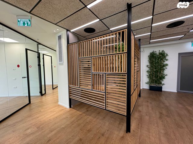 משרדים, תובל 40, רמת גן