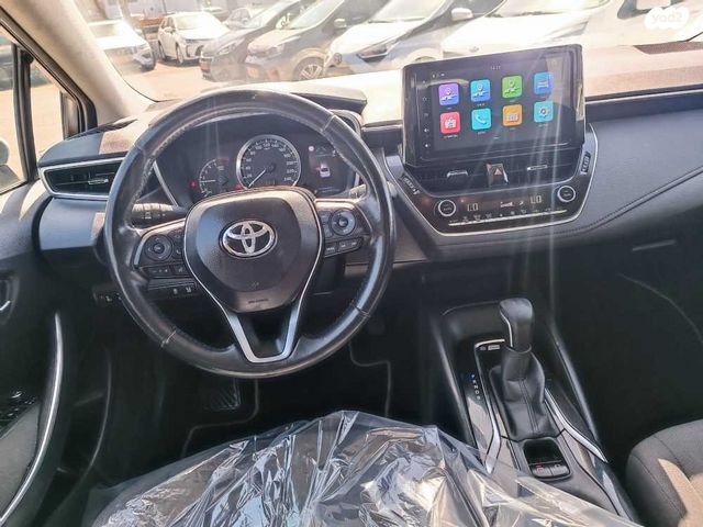 טויוטה קורולה