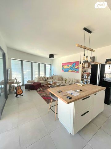 דירה, אריאל שרון 4, סיטי, גבעתיים