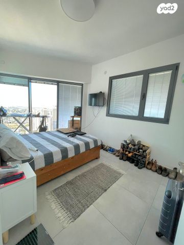 דירה, אריאל שרון 4, סיטי, גבעתיים