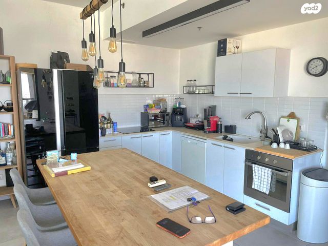 דירה, אריאל שרון 4, סיטי, גבעתיים