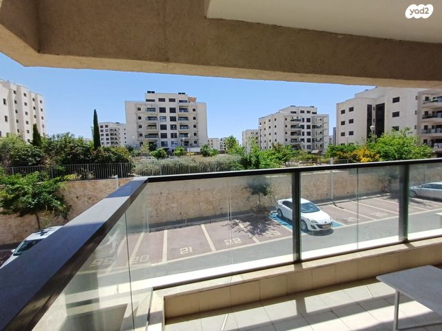 דירה, שוהם, אבני חן, חריש