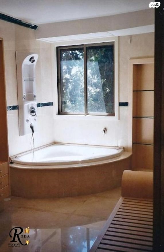 בית פרטי/ קוטג', סביון