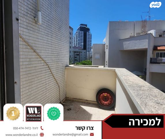 גג/ פנטהאוז, הכבאים, נווה יהושע, ערמונים, רמת גן
