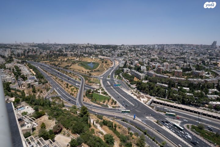 גג/ פנטהאוז