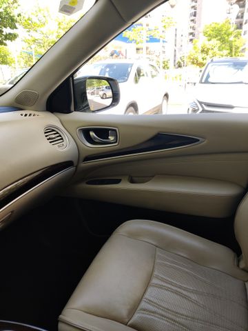 אינפיניטי QX60