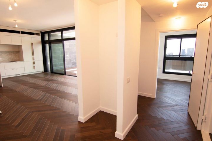 גג/ פנטהאוז, האשל, רמת גן