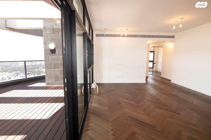 גג/ פנטהאוז, האשל, רמת גן