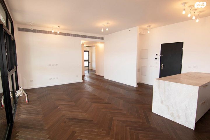 גג/ פנטהאוז, האשל, רמת גן