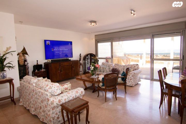 גג/ פנטהאוז, תל אביב יפו