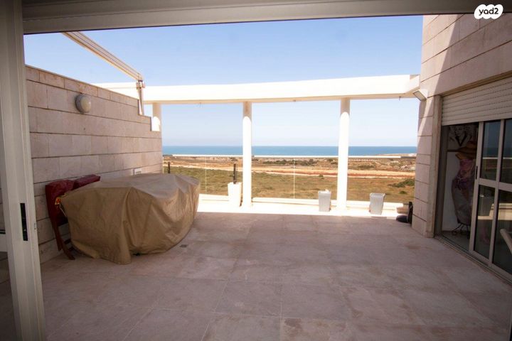 גג/ פנטהאוז