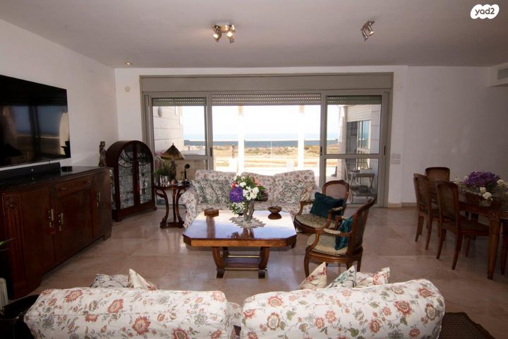 גג/ פנטהאוז, תל אביב יפו