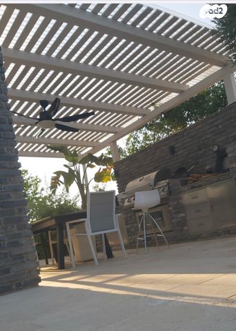 בית פרטי/ קוטג', המעוף, קיסריה