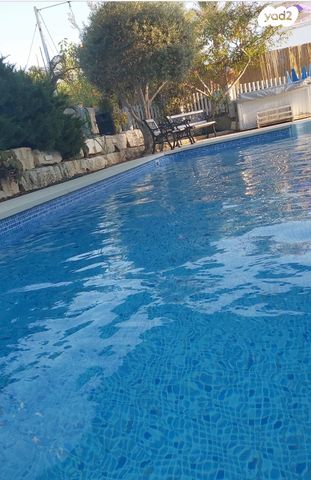 בית פרטי/ קוטג', המעוף, קיסריה