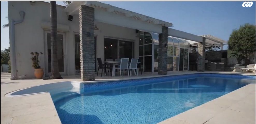 בית פרטי/ קוטג', המעוף, קיסריה