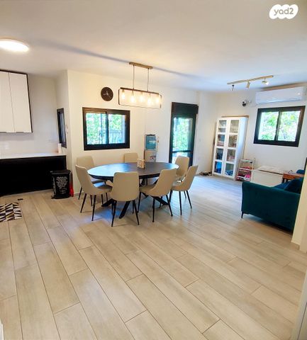 קורא הדורות 12