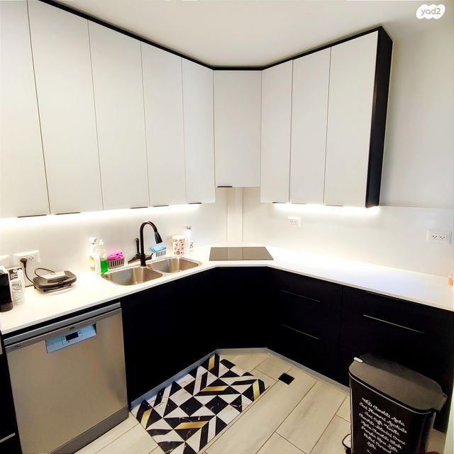 דירה, קורא הדורות 12, תלפיות, ירושלים