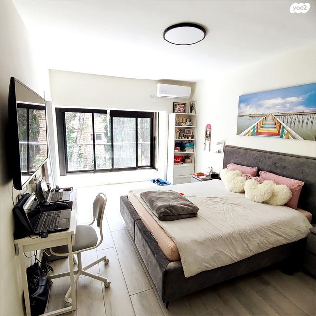 דירה, קורא הדורות 12, תלפיות, ירושלים