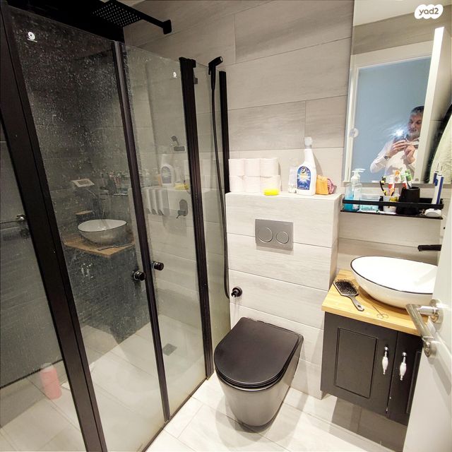 דירה, קורא הדורות 12, תלפיות, ירושלים