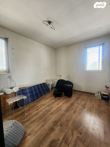 גג/ פנטהאוז, הכבאים, נווה יהושע, ערמונים, רמת גן