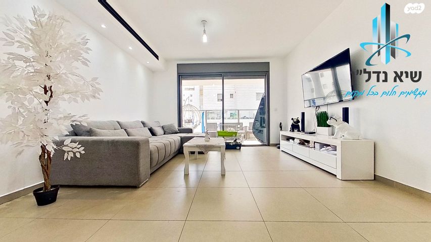 דירה, נעמי שמר 2, נאות שמיר, יבנה