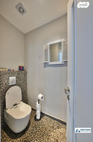 דירה, המעפילים, כפר סבא