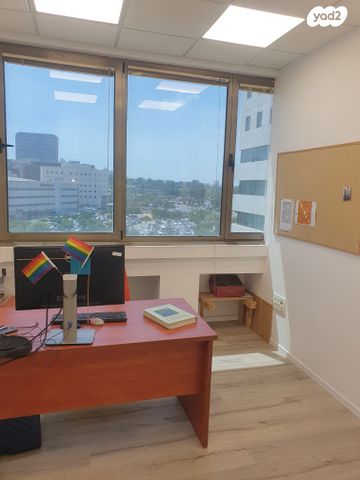 משרדים, נס ציונה