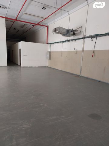 מבני תעשיה, ראש העין