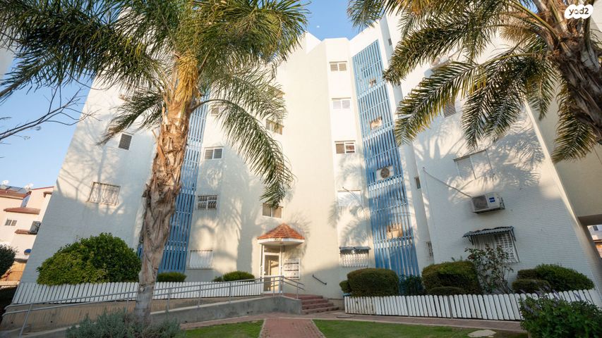 דירת גן, הרשל גרינשפן, באר שבע