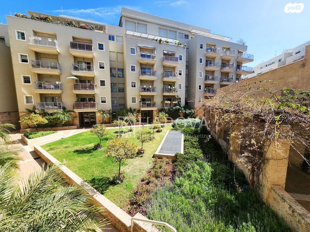 דירה, רבי פנחס, תל אביב יפו