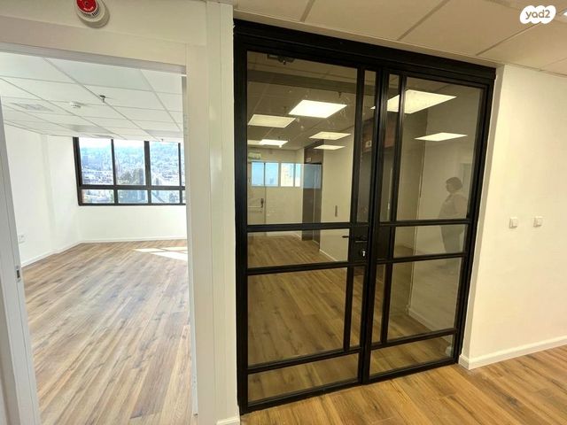 משרדים, חיפה