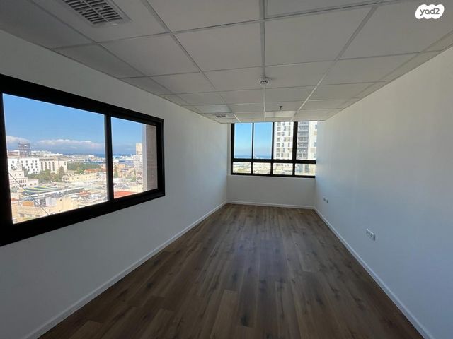 משרדים, חיפה