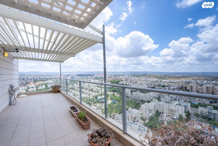 גג/ פנטהאוז, מגדל ים, אבני חן, מודיעין מכבים רעות