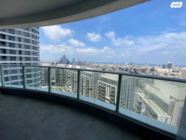 דירה, גרציאני יצחק, גני שרונה, קרית הממשלה, תל אביב יפו